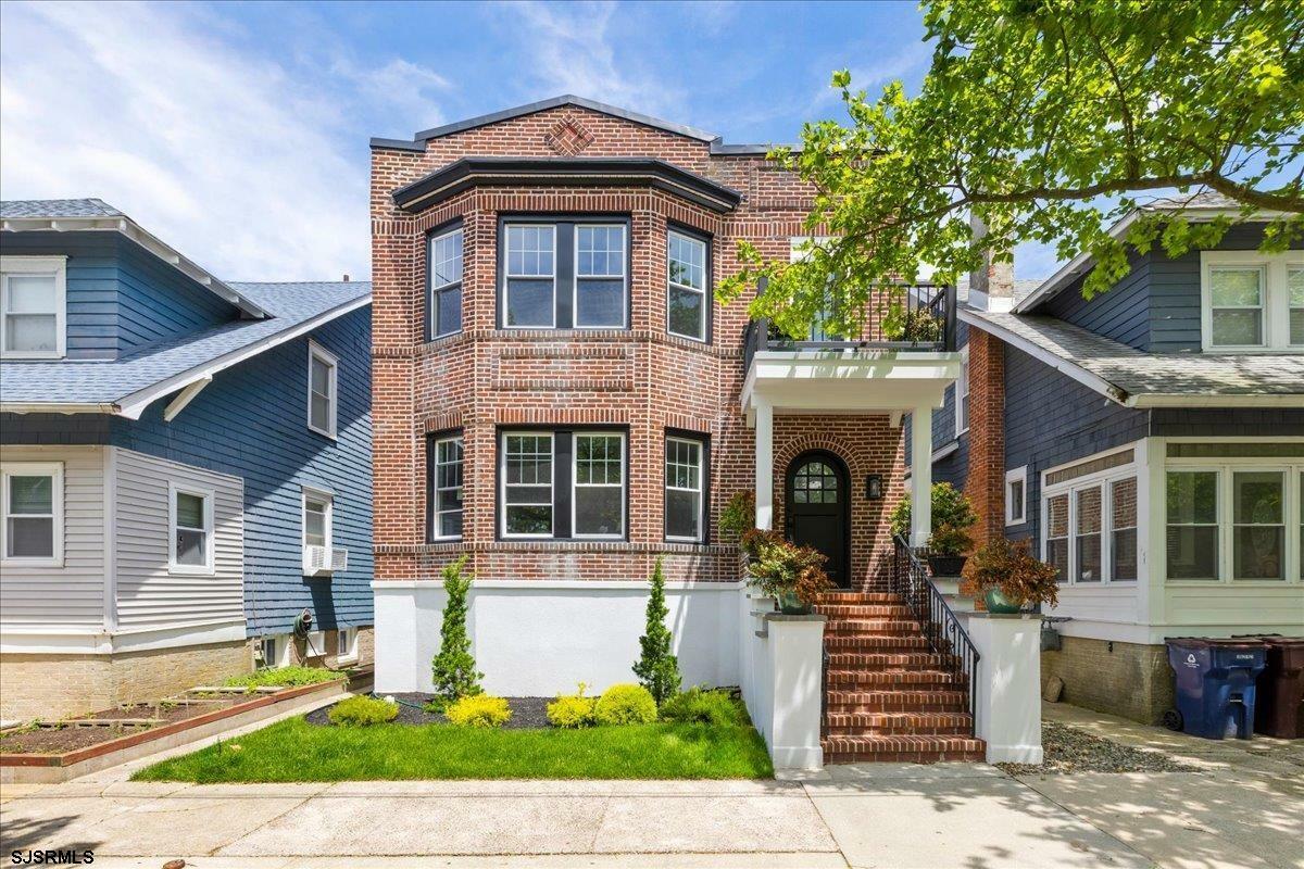 Property Photo: 23 N Vassar Square NJ 08406