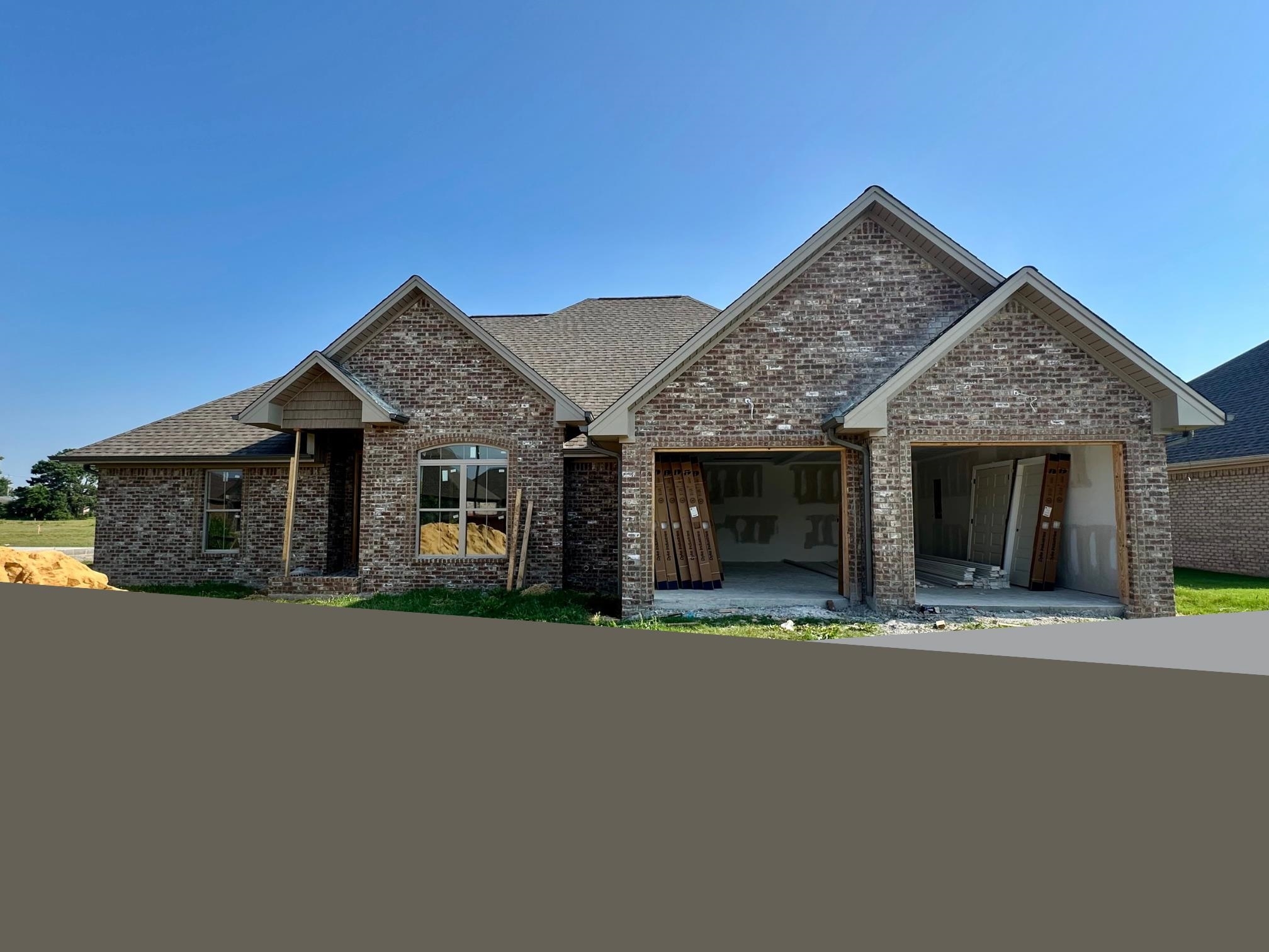 104 Scarlette Ln  Muscle Shoals AL 35661 - MUSCLE S photo