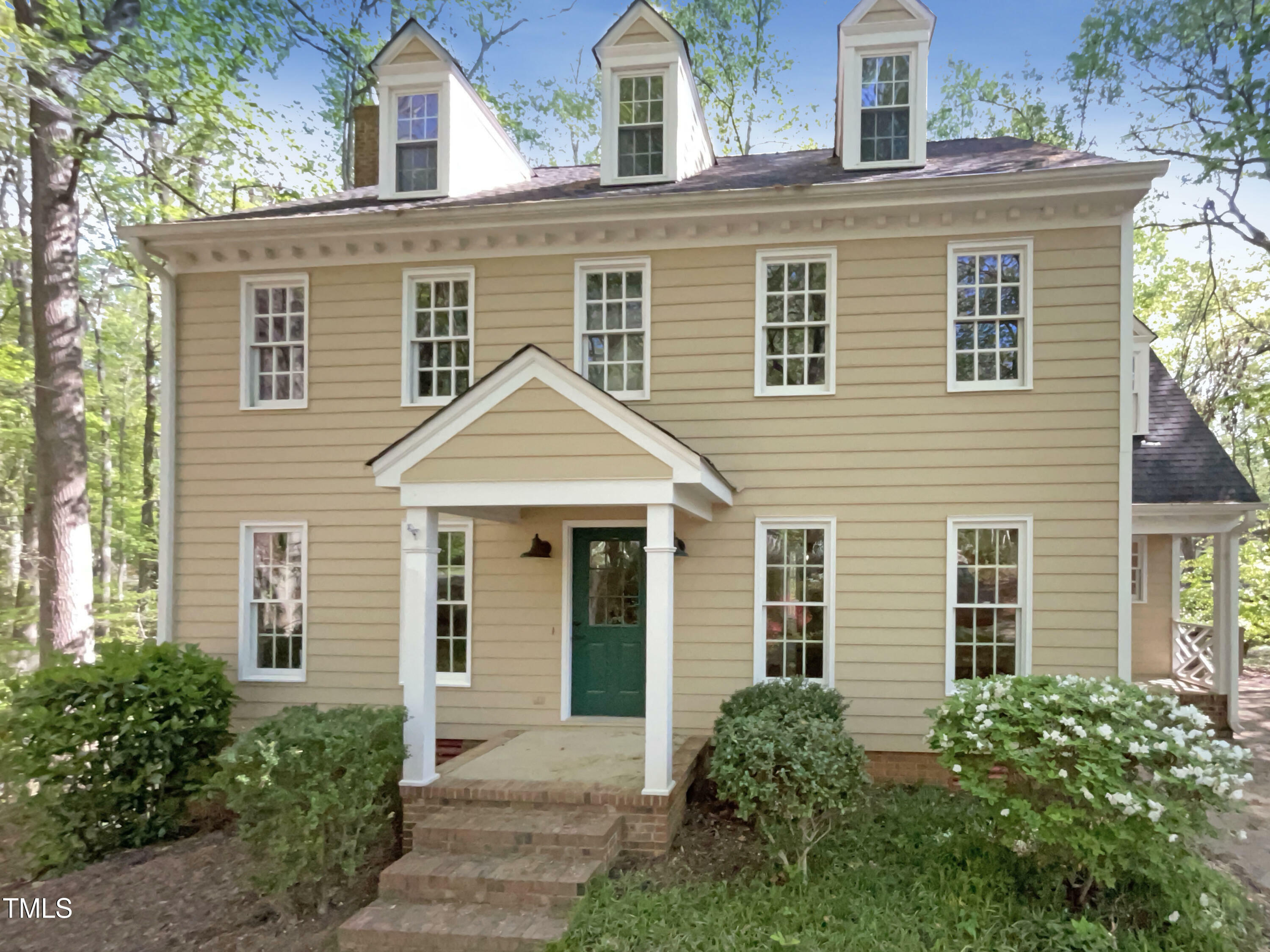 Property Photo: 145 Brannigan Place NC 27511