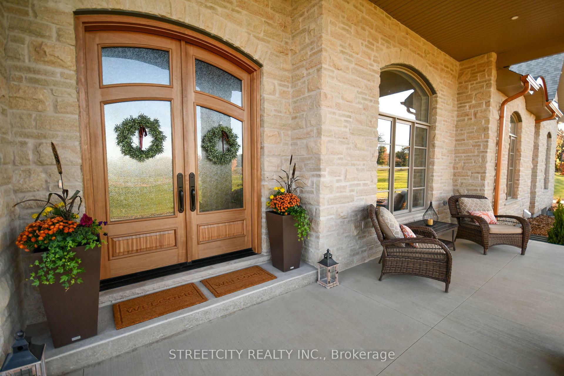 Property Photo: 20724 Denfield Road ON N6H 5L2