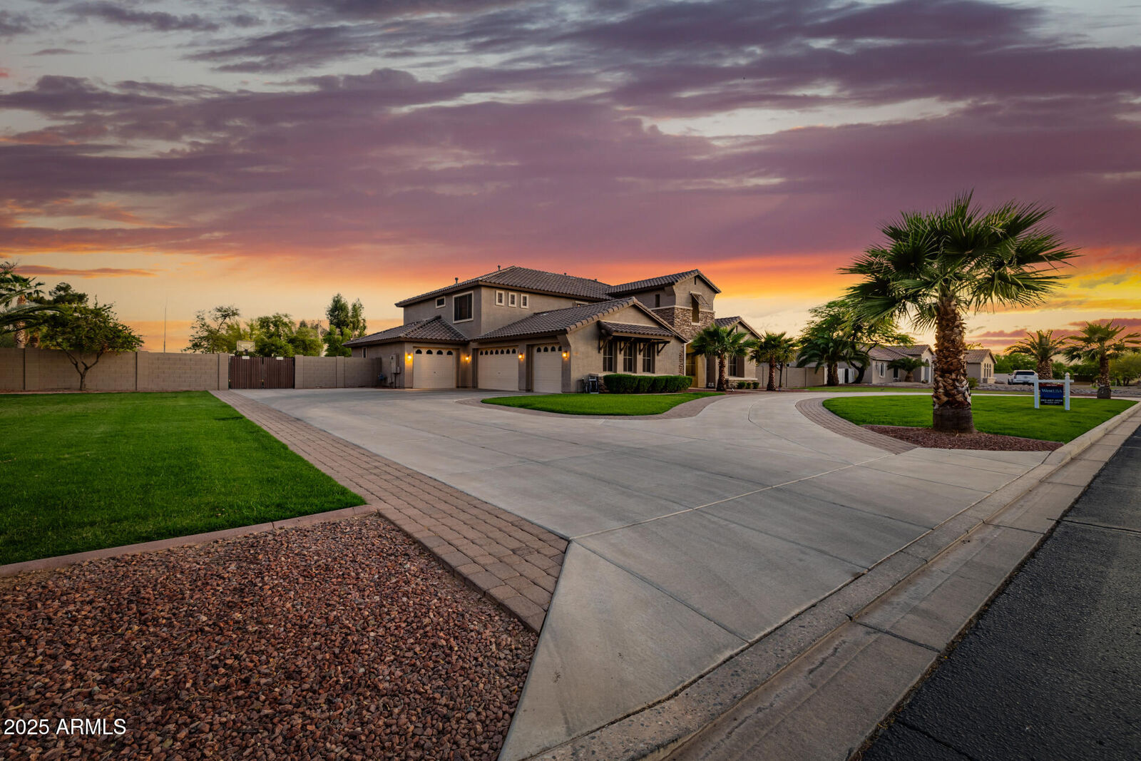Property Photo:  14367 W Becker Lane  AZ 85379