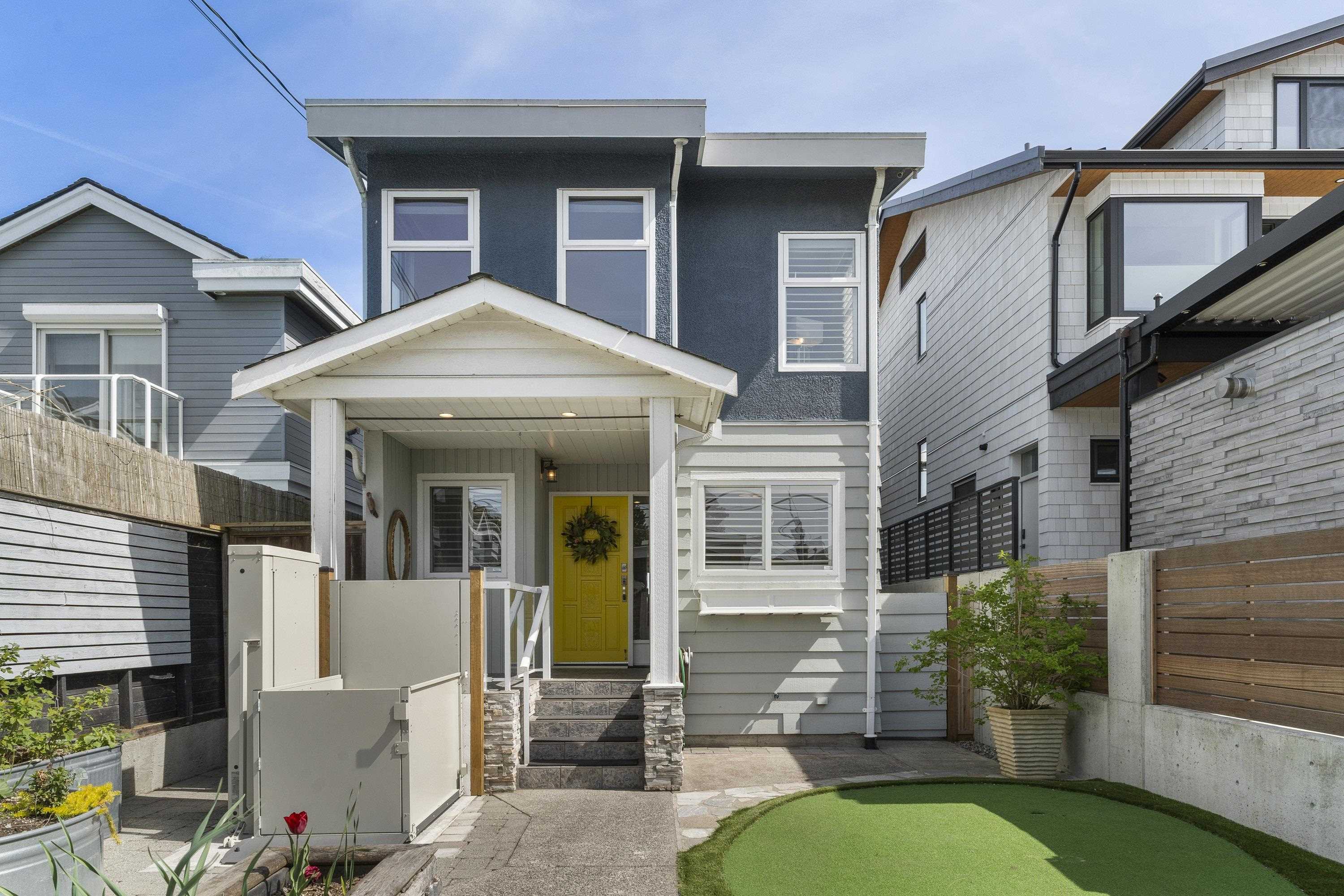 Property Photo: 286 Centennial Parkway BC V4L 1K5