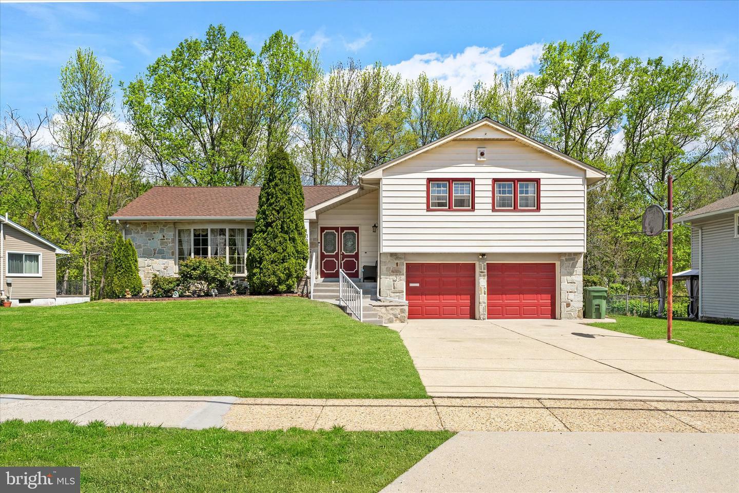 Property Photo: 108 Mansfield Boulevard S NJ 08034
