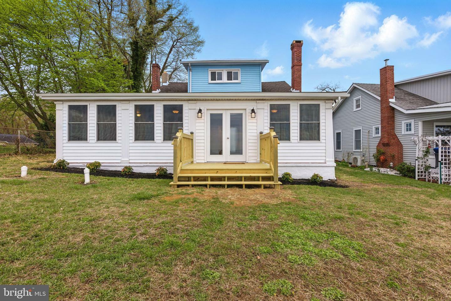 Property Photo:  305 Bay Front Drive  MD 21122 