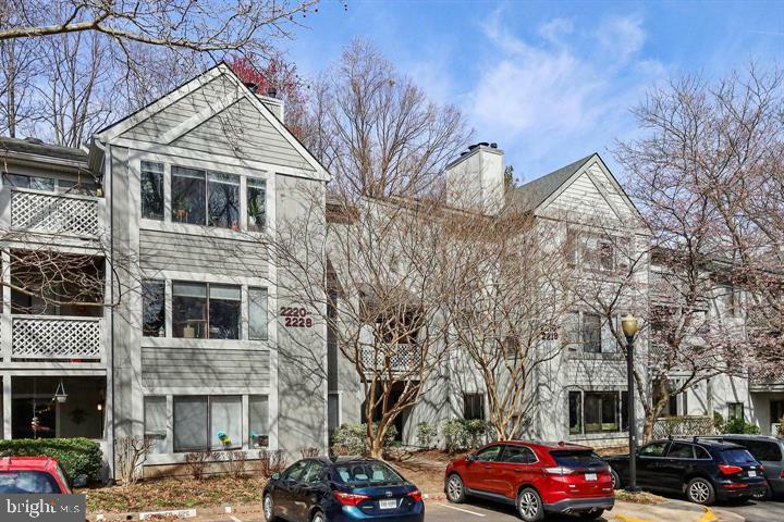2222 Hunters Run Drive 2222  Reston VA 20191 photo