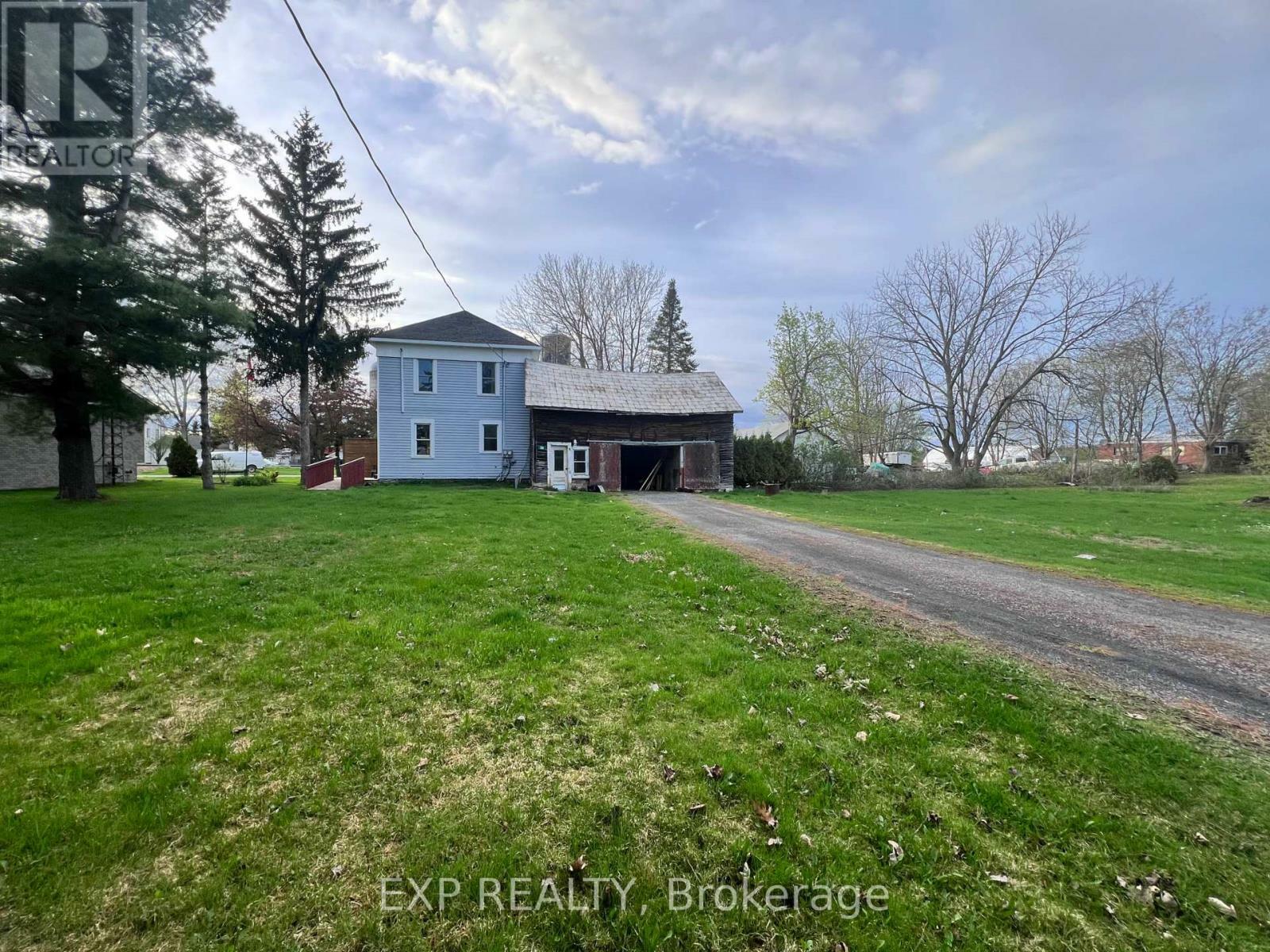 Property Photo: 3 Bergin Street East B ON K0C 1K0