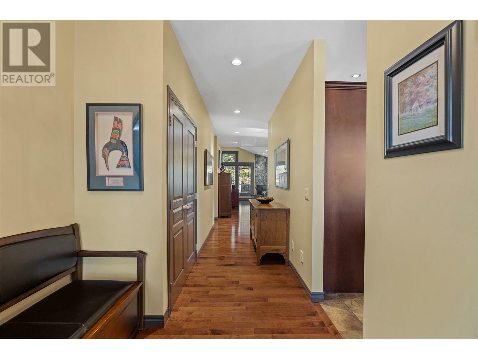 Property Photo: 606 Stoneridge Lane BC V2H 0A7