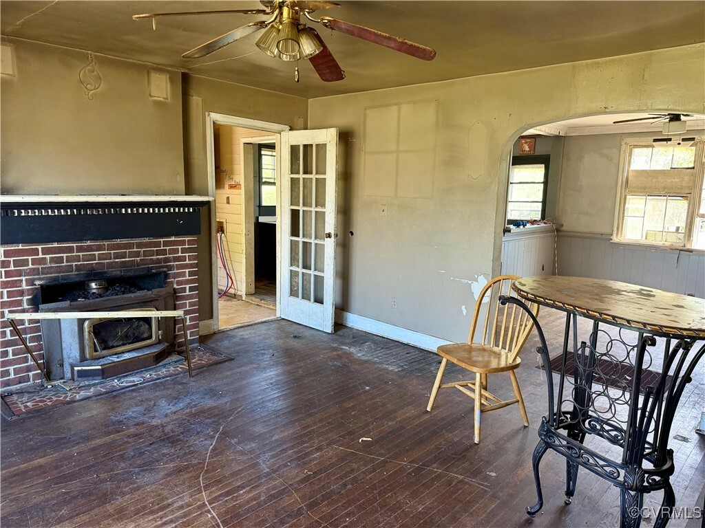 Property Photo:  25717 Simmons Avenue  VA 23803 