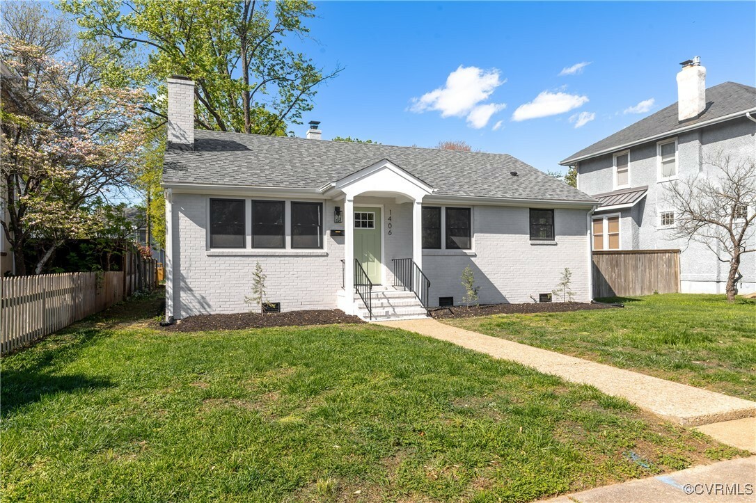 Property Photo: 1406 W Laburnum Avenue VA 23227