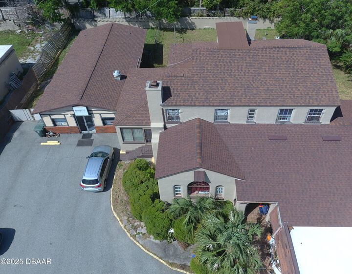 627 N Oleander Avenue  Daytona Beach FL 32118 photo
