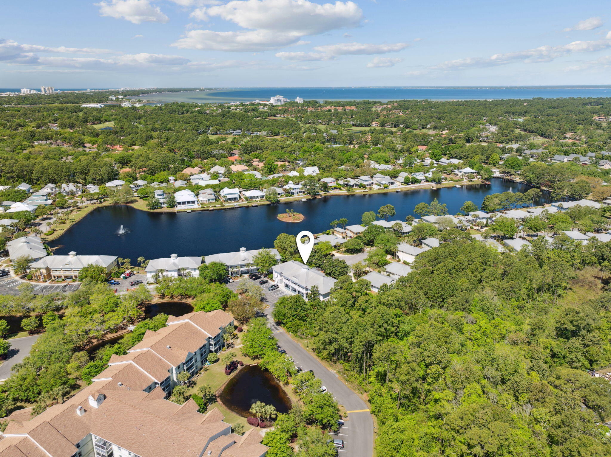Property Photo: 2254 Crystal Cove Lane 2254 FL 32550