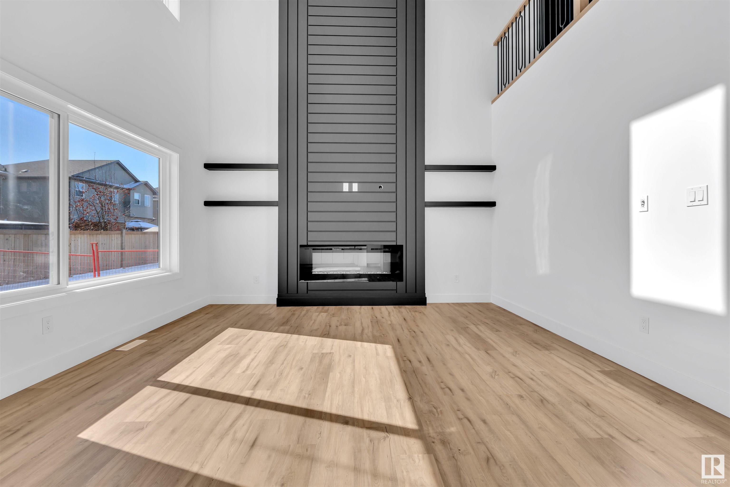 Photo de la propriété: 1052 South Creek Wynd AB T7Z 0L9