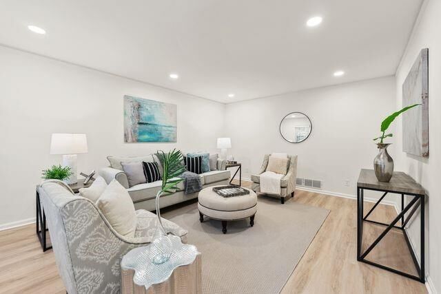 Property Photo: 7260 Dunhill Terrace GA 30328