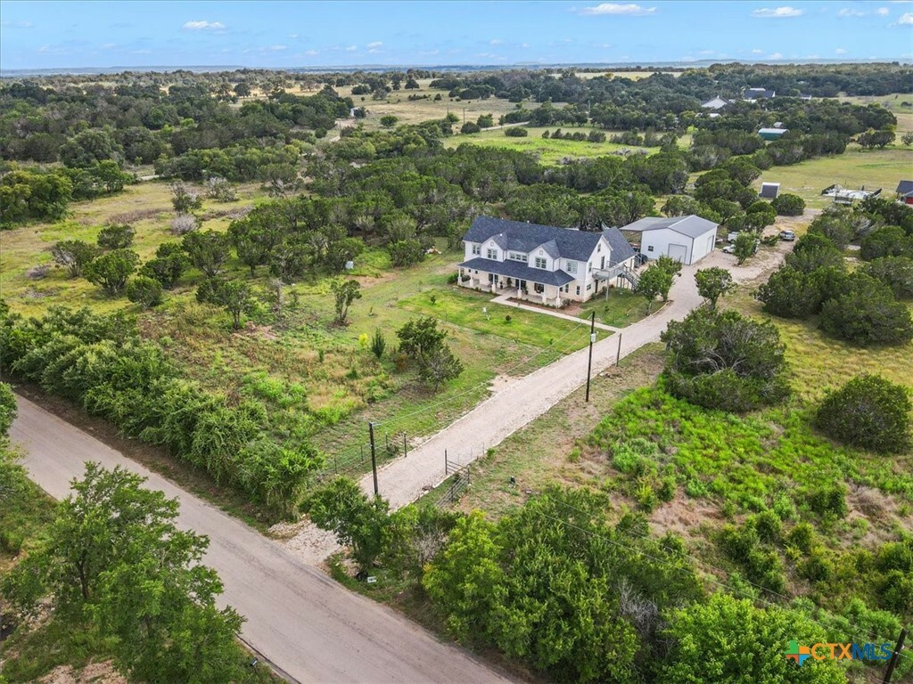 Property Photo: 1911 Cr 226 TX 76527