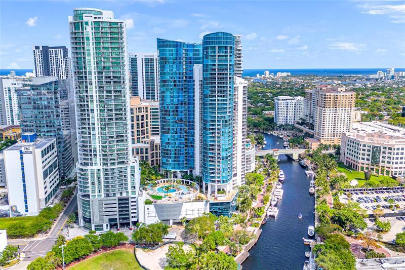 Property Photo: 100 E Las Olas Blvd 1701 FL 33301