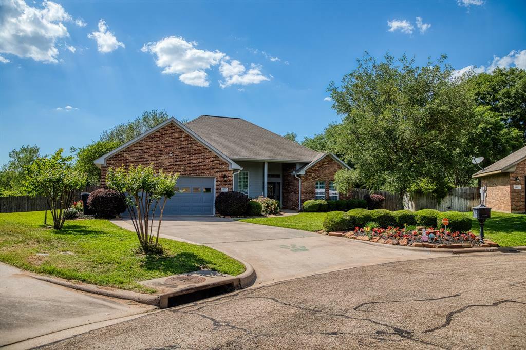Property Photo: 1401 Yager Drive TX 77833