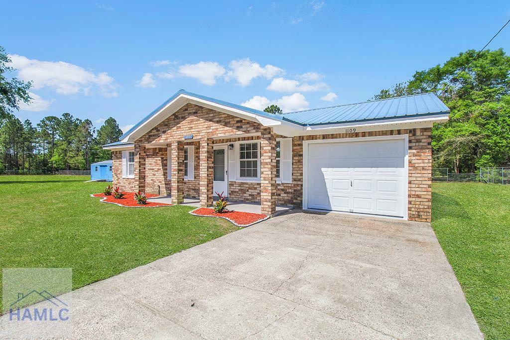Property Photo: 1109 Mary Ann Drive GA 31313