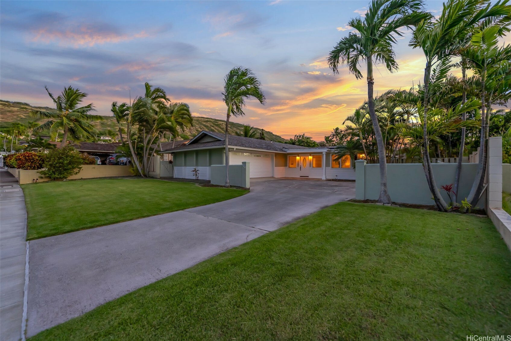 Property Photo: 464 Poipu Drive HI 96825