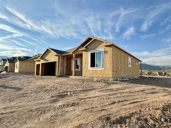 Property Photo:  1082 E 4240 N (Lot 45 Phs 4 Settlers Square)  UT 84721 