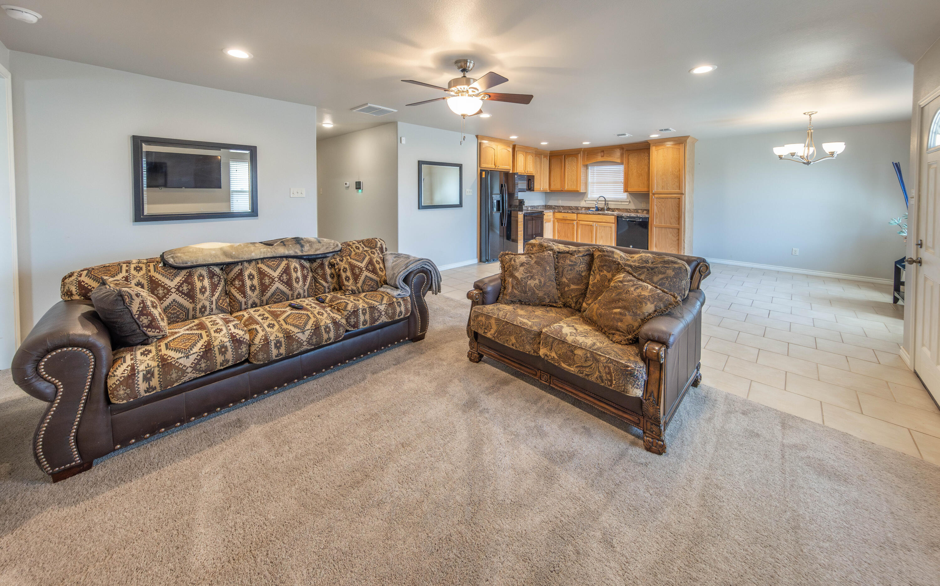 Property Photo: 1820 E Harvard Street TX 79403
