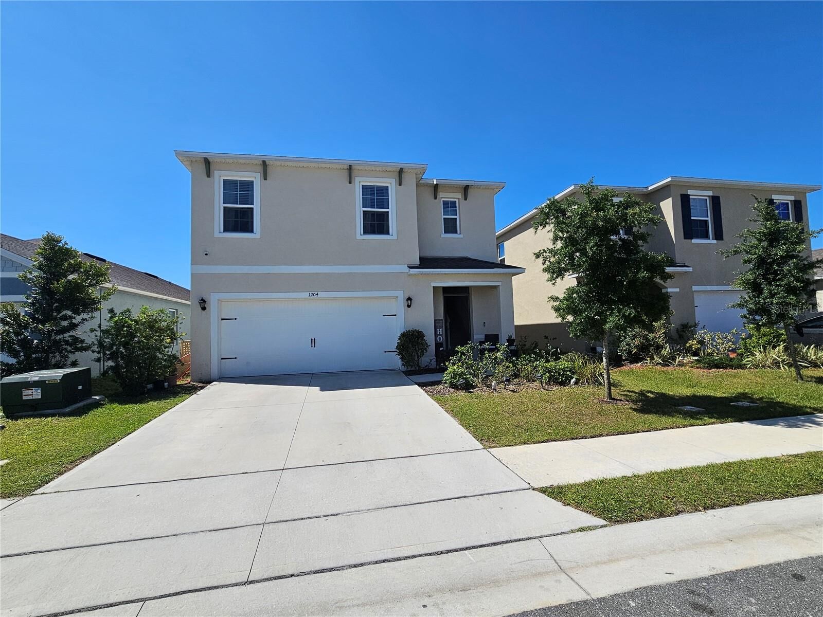 Property Photo: 1204 Berry Lane FL 33837