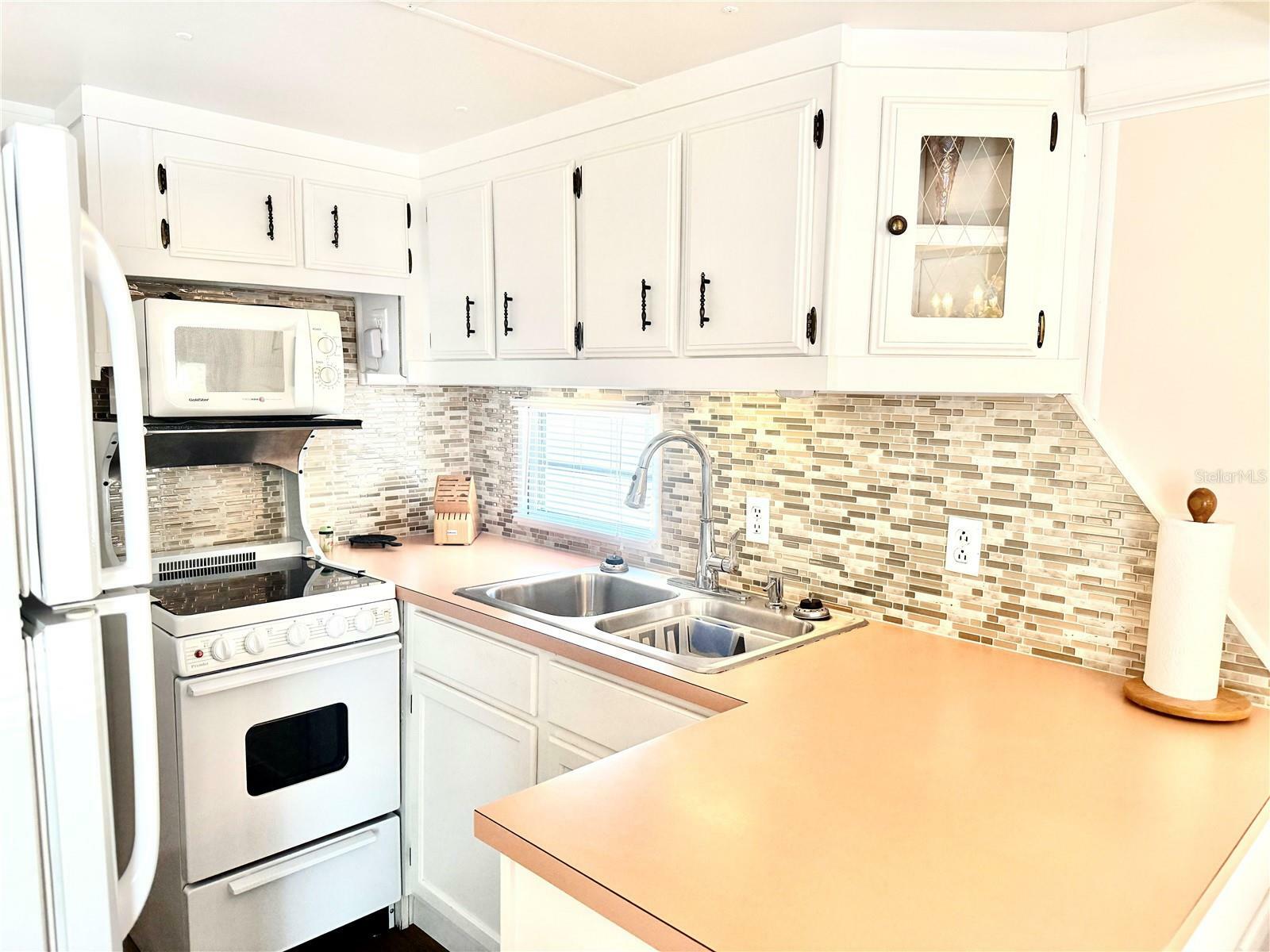 Property Photo: 3300 26th Avenue E 217 FL 34208