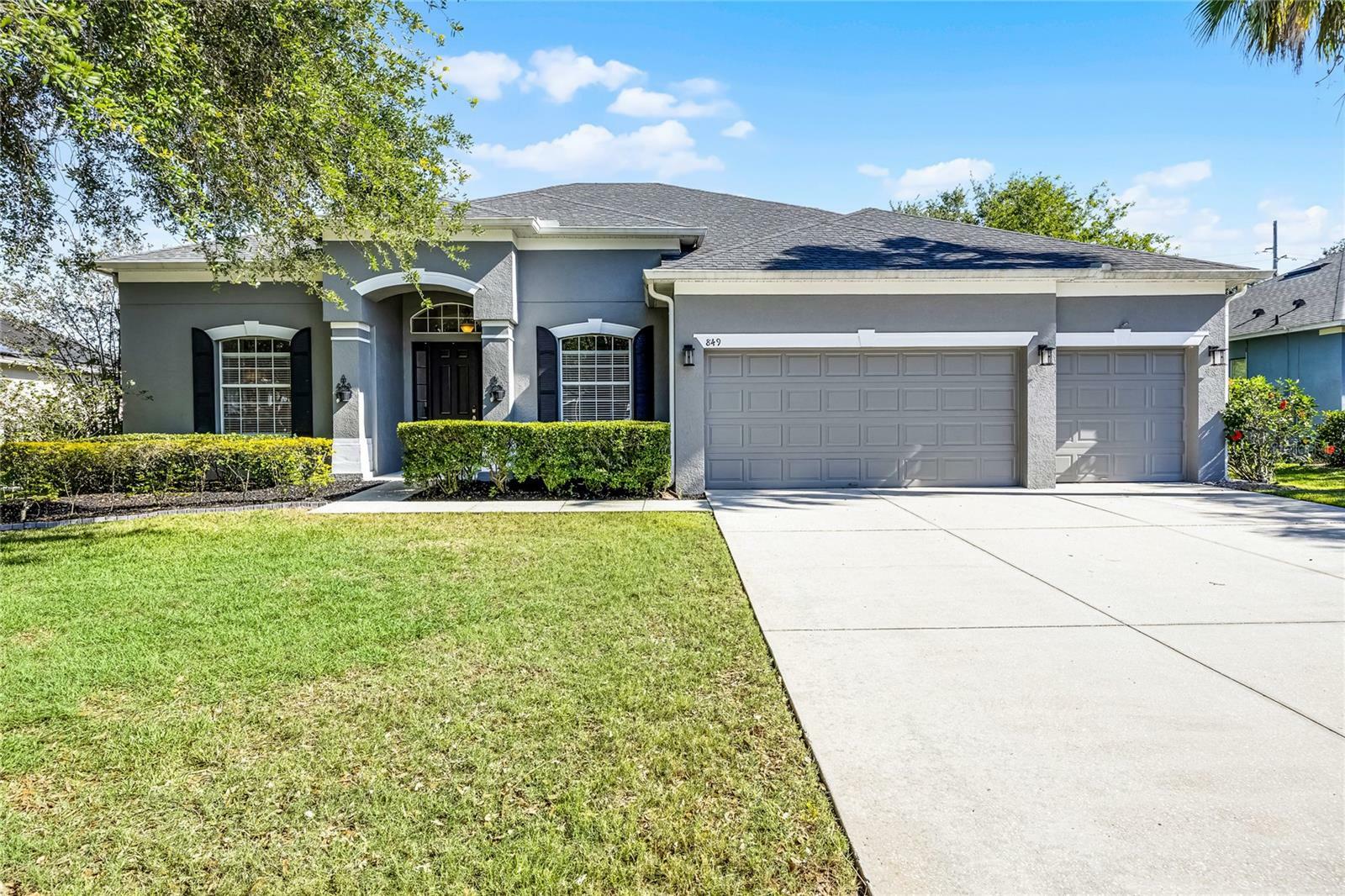 Property Photo: 849 Shadowmoss Drive FL 34787