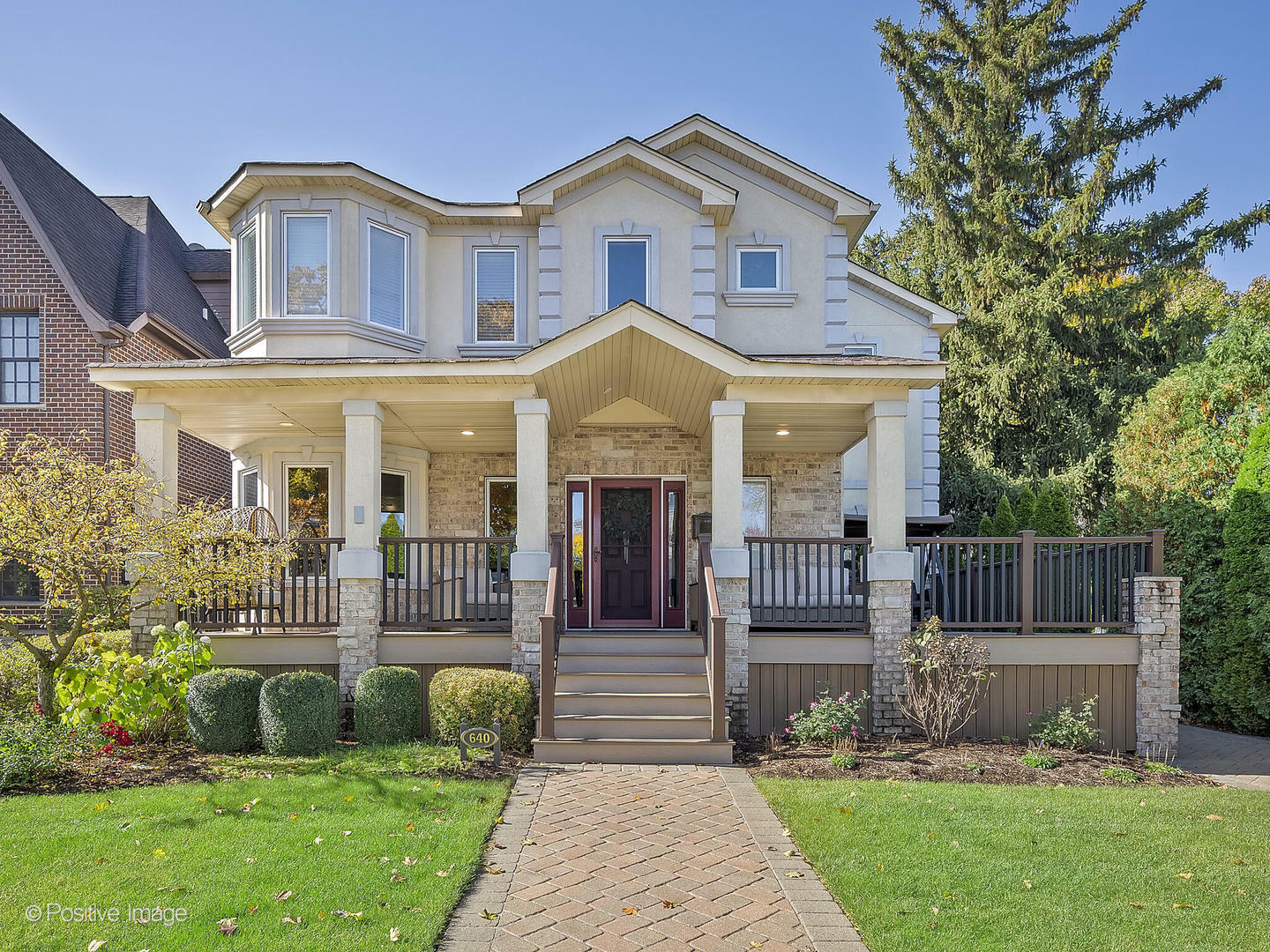 Property Photo: 640 N Kensington Street IL 60526