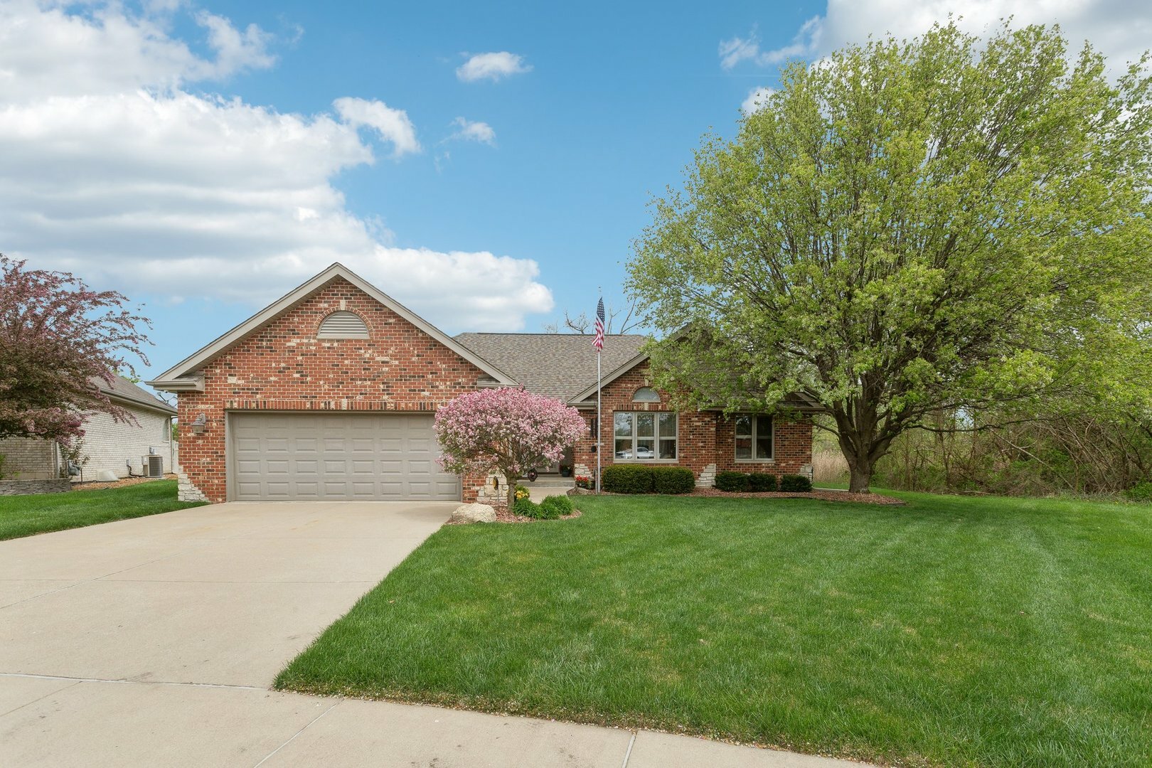 5216 Kathleen Court  Oak Forest IL 60452 photo