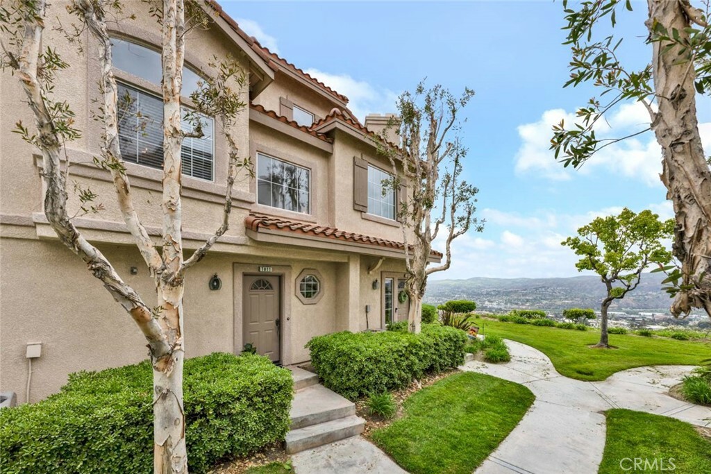 Property Photo: 7811 E Viewrim Drive CA 92808