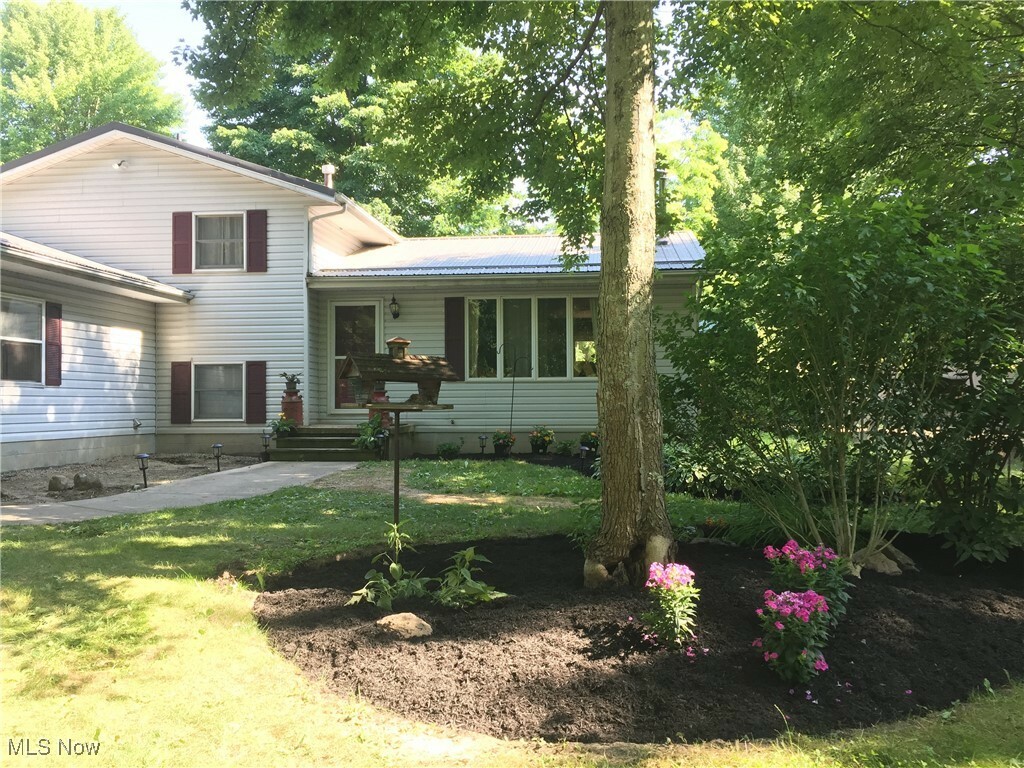 Property Photo: 6278 State Route 82 OH 44234