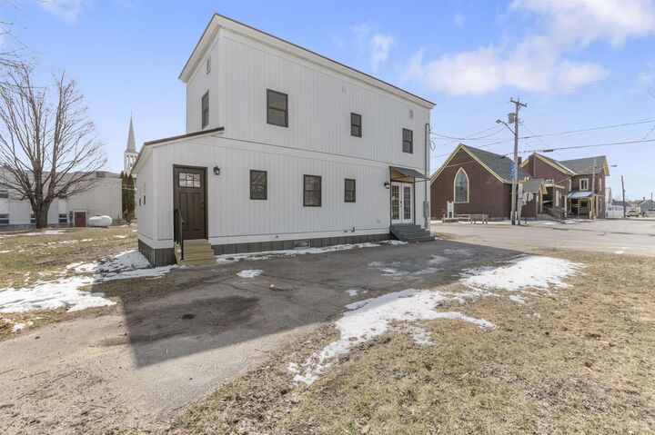 Property Photo:  50 Church Street  NH 03582 
