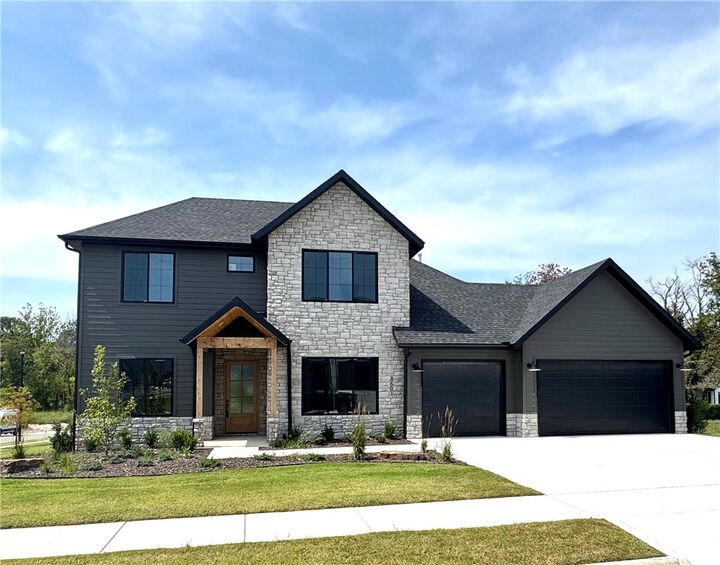 Property Photo:  3601 Beaverhead  AR 72712 
