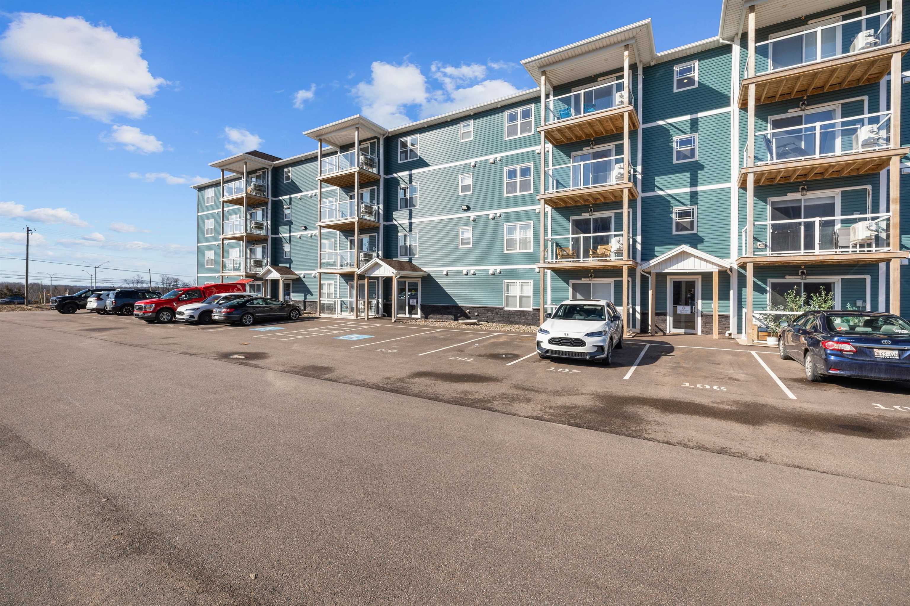 Property Photo: 18 Gilbert Drive 201 PE C1C 1L4