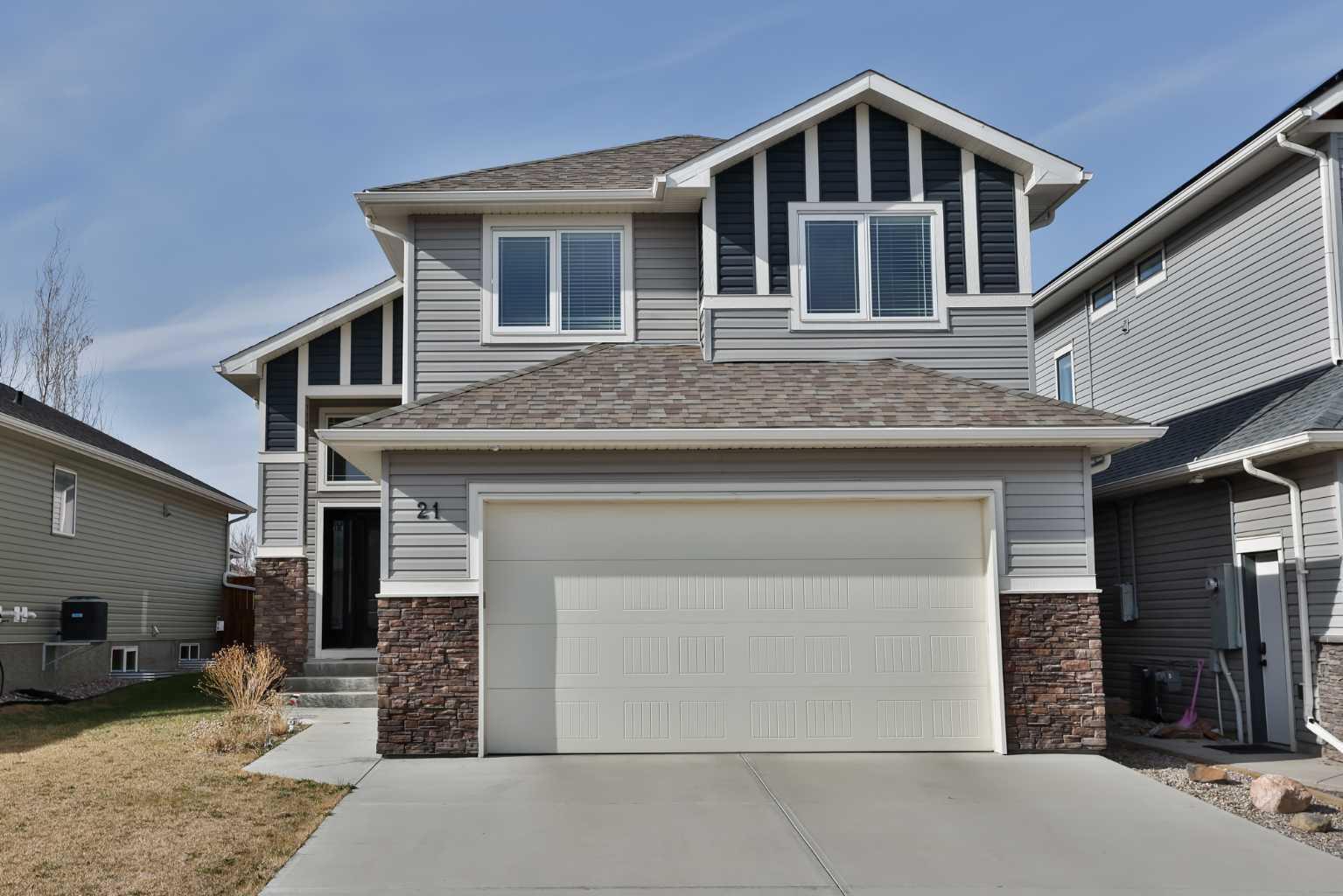 Property Photo: 21 Riverford Close W AB T1K 8E5