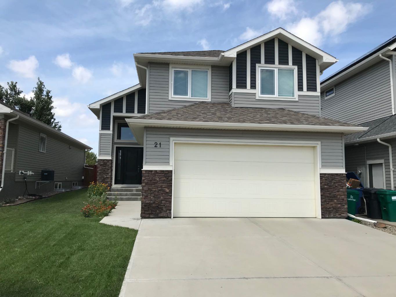 21 Riverford Close W  Lethbridge AB T1K 8E5 photo