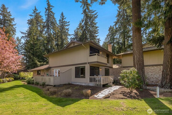 Property Photo: 6502 NE 171st Place WA 98028