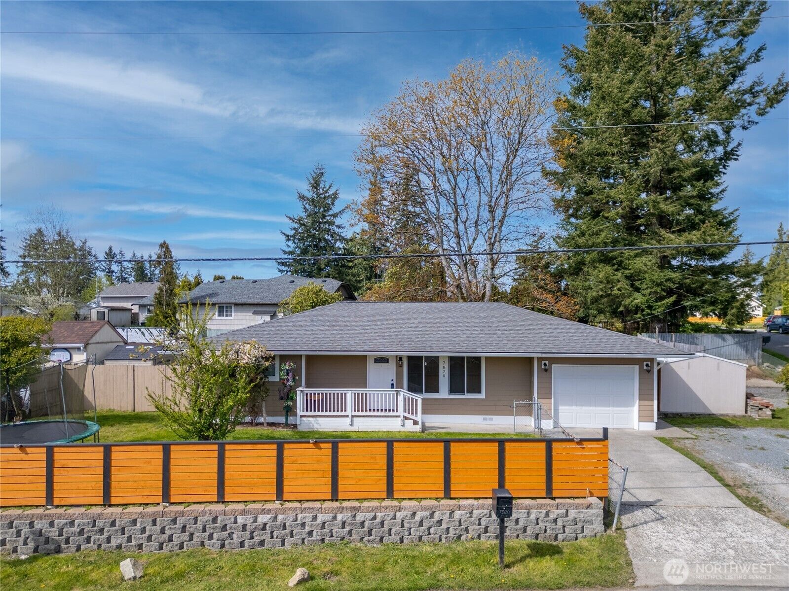 Property Photo: 7820 Upper Ridge Road WA 98203