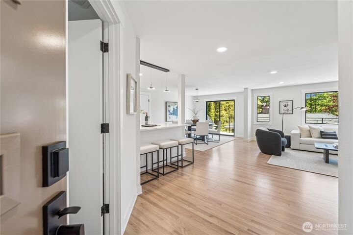 Property Photo: 1514 Interlaken Place E WA 98112