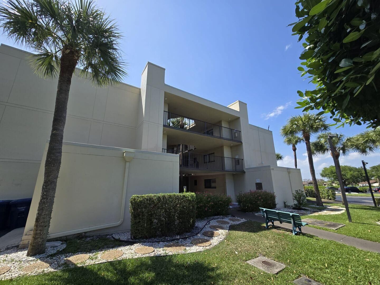 Property Photo: 5130 Las Verdes Circle 324 FL 33484