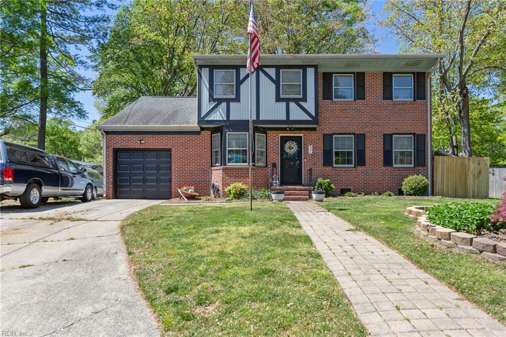 Property Photo: 27 Fauquier Pl VA 23608