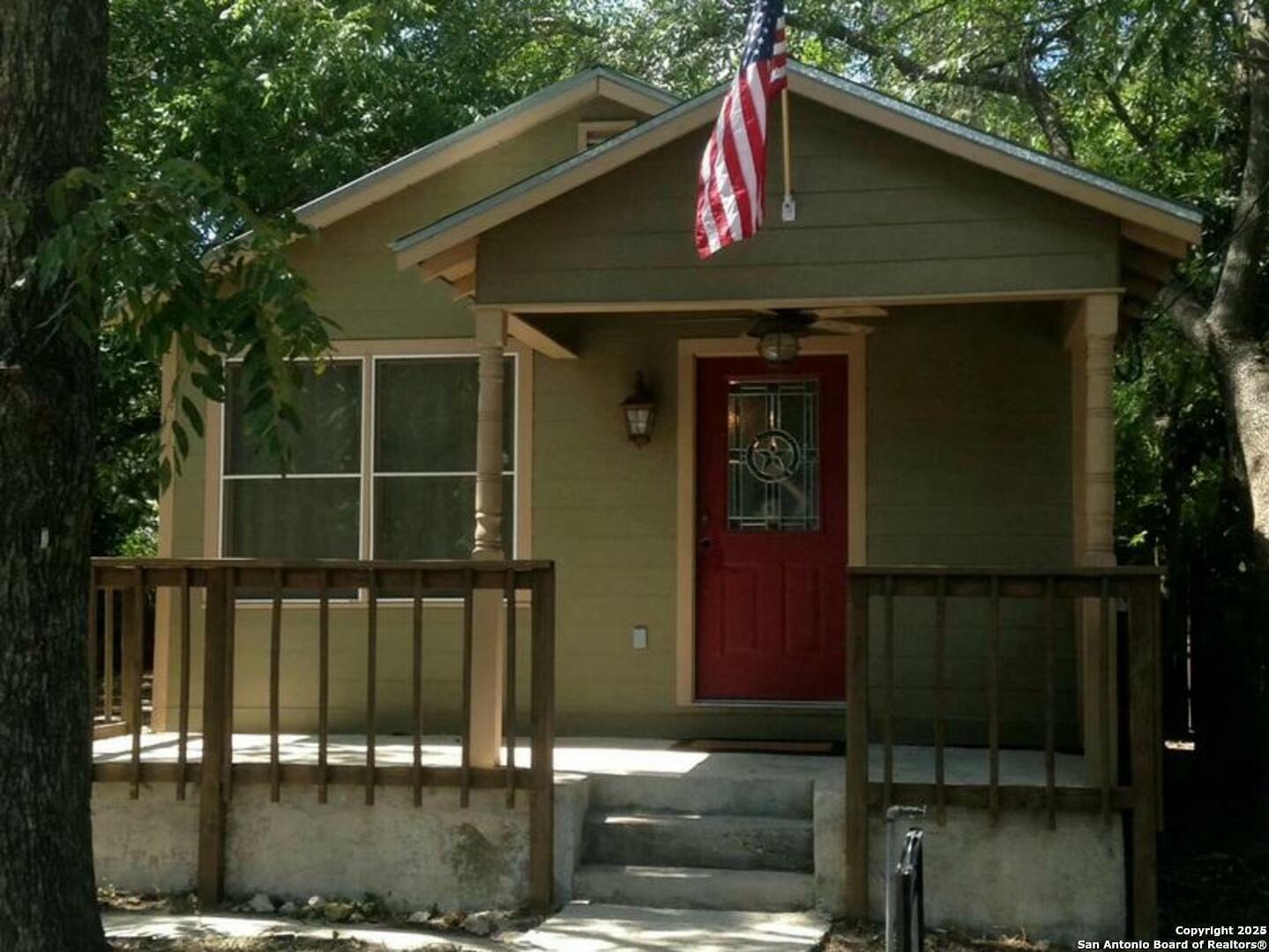Property Photo: 1630 Katy TX 78130