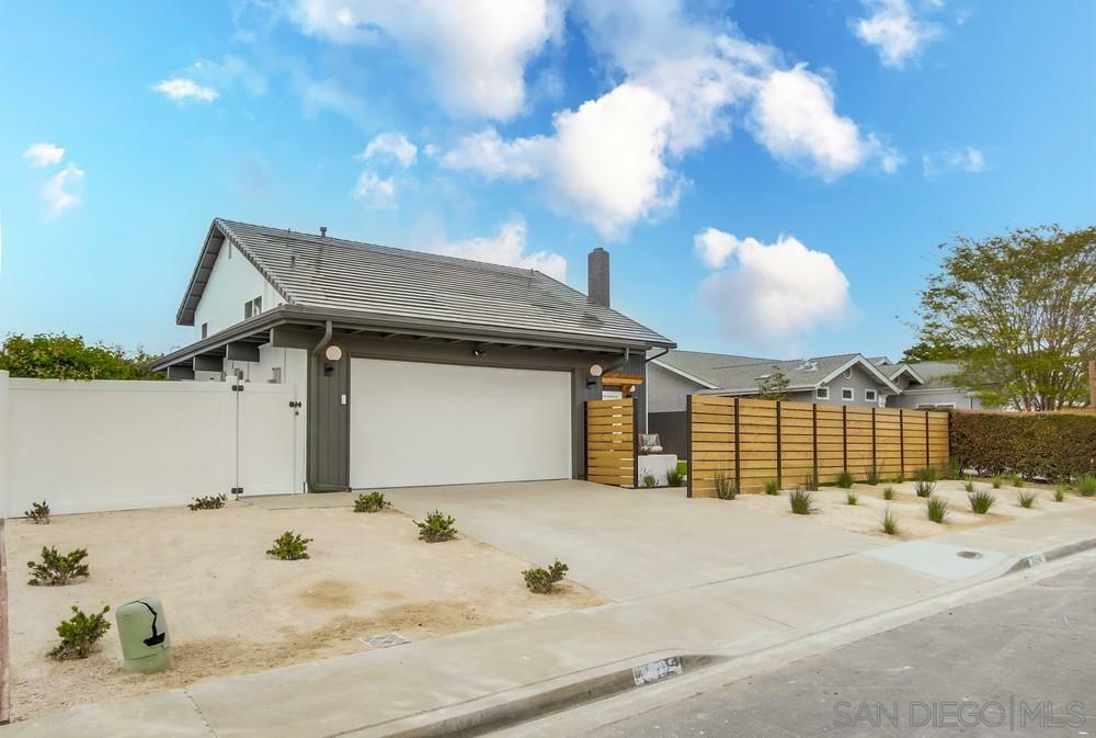 Property Photo: 4296 Benhurst Ave CA 92122