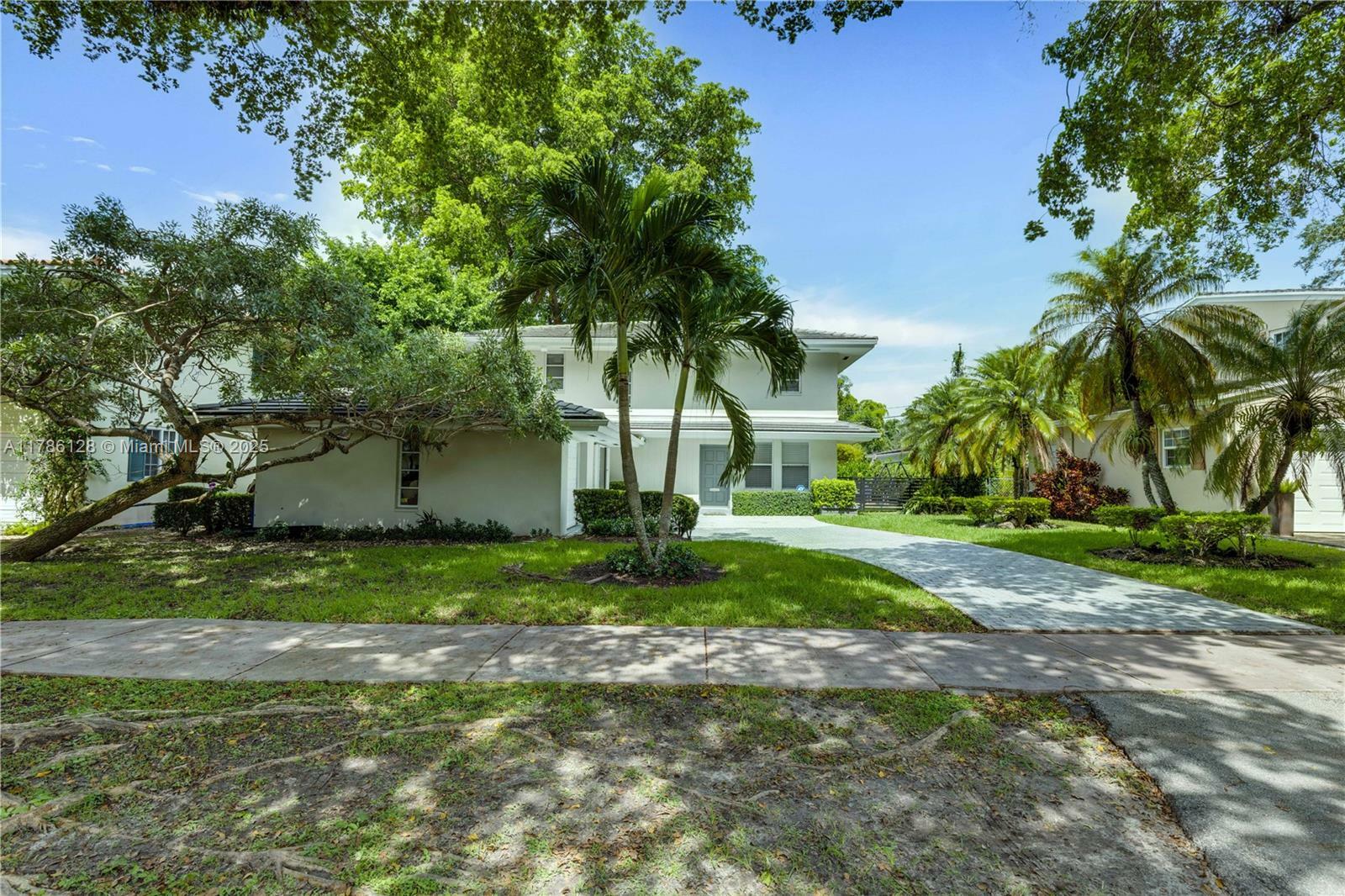 Property Photo: 427 Garlenda Ave FL 33146