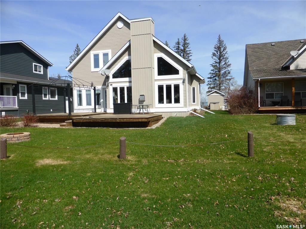 2004 Spruce Crescent  Turtle View SK S0M 1J0 photo