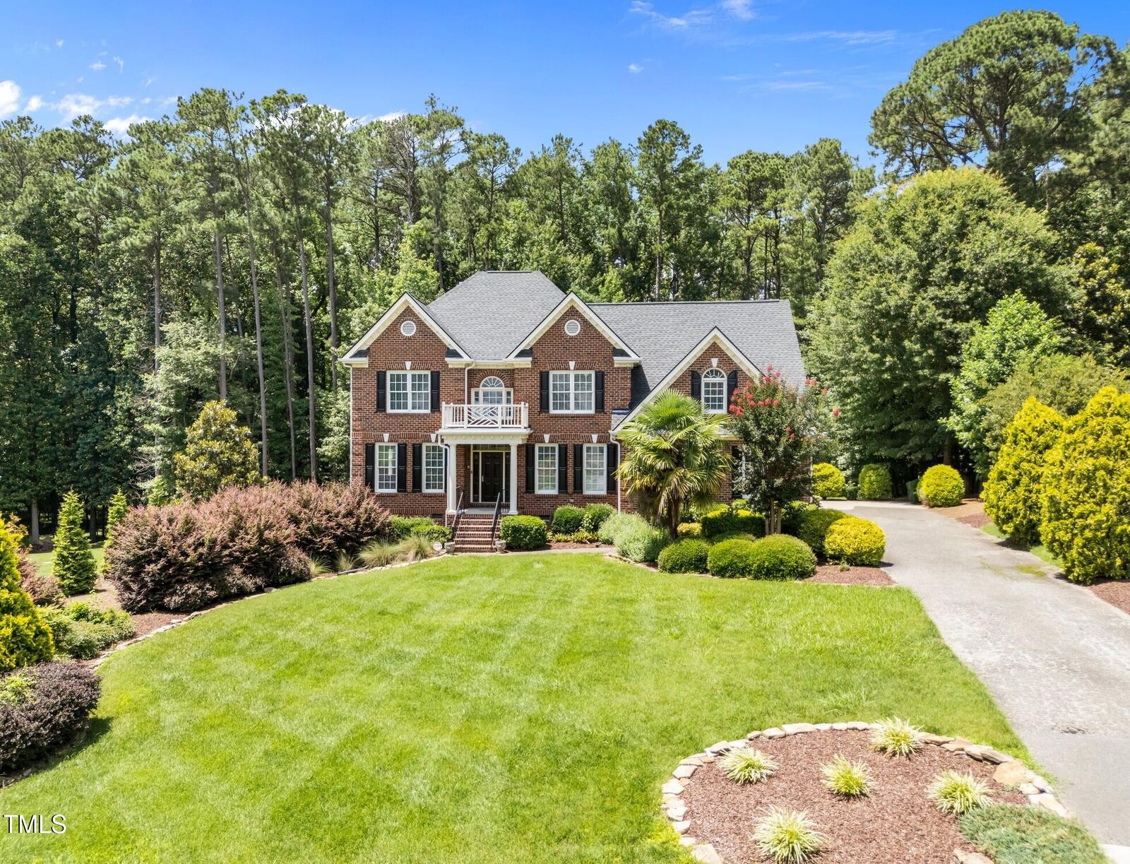 Property Photo:  5016 Dillswood Lane  NC 27606 