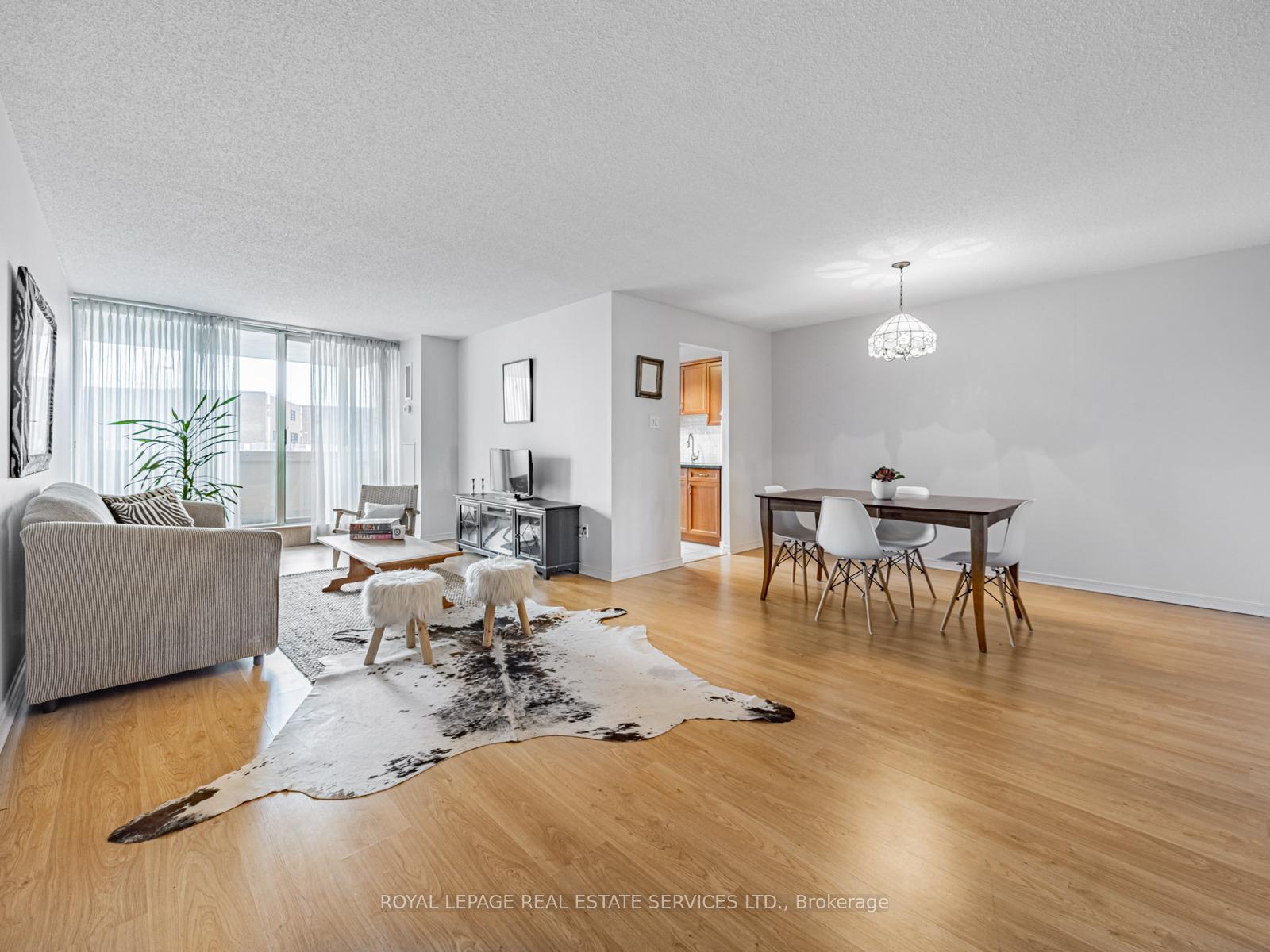 Property Photo: 44 Falby Court 205 ON L1S 3L1