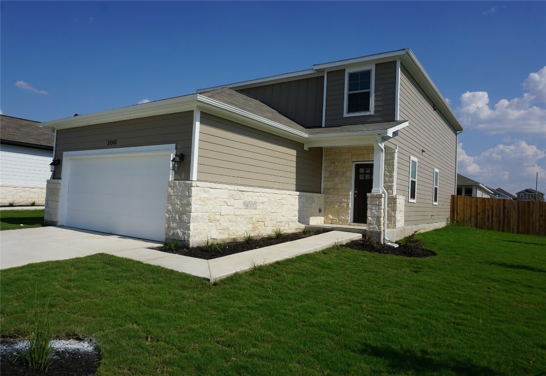 Property Photo: 200 Wild Wind Trail TX 76537