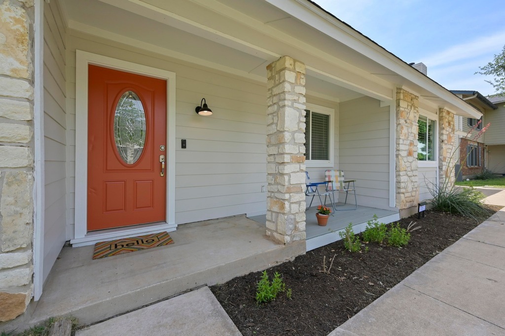Property Photo:  11813 Buggy Whip Trail  TX 78750 