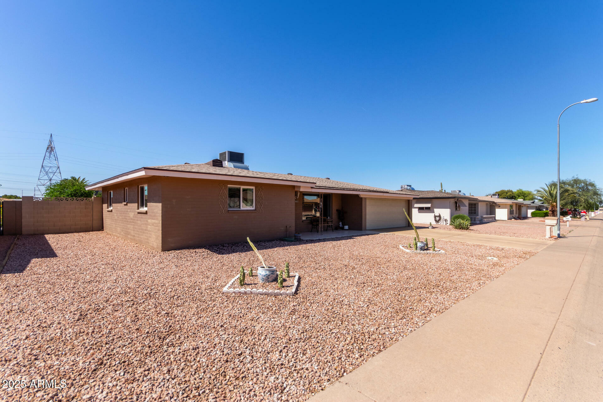 Property Photo: 6705 E Des Moines Street AZ 85205